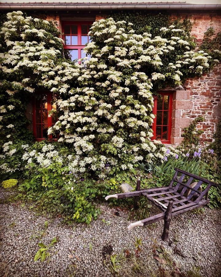 Domaine Du Tertre Ychot Otel Dol-de-Bretagne Dış mekan fotoğraf